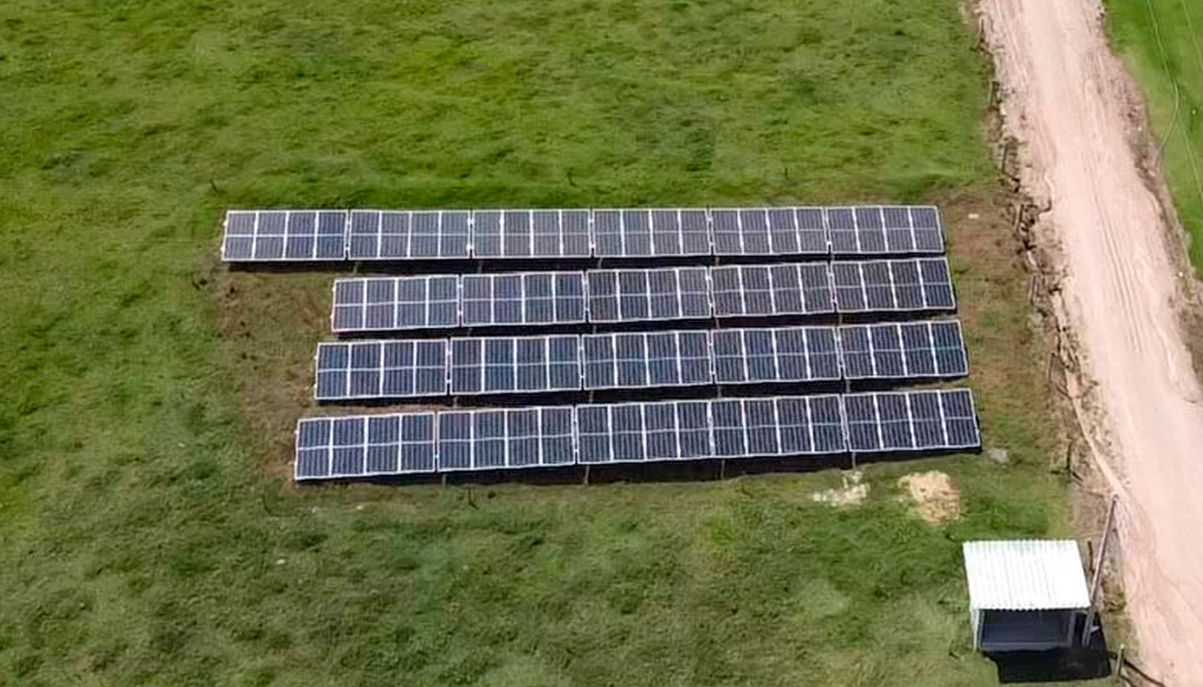 Você está visualizando atualmente Energia Solar Rural. Sistema de 37,38 kWp, com 84 módulos instalados em Braço Do Norte/SC