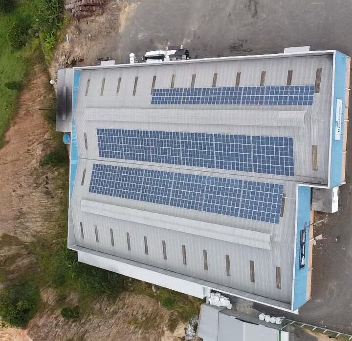 Você está visualizando atualmente Energia Solar Industrial. Sistema de 182,30 kWp, com 530 módulos instalados em Braço do Norte/SC