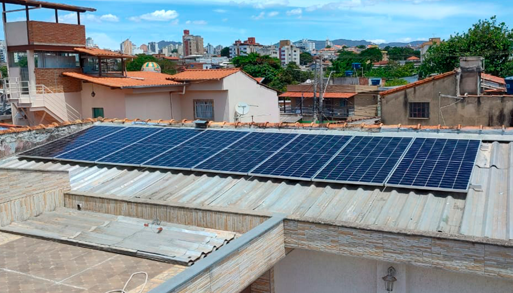 Energia Solar Residencial. Sistema de 4,36 kWp, com 8 módulos instalados em Belo  Horizonte/MG - Energy Brasil Solar